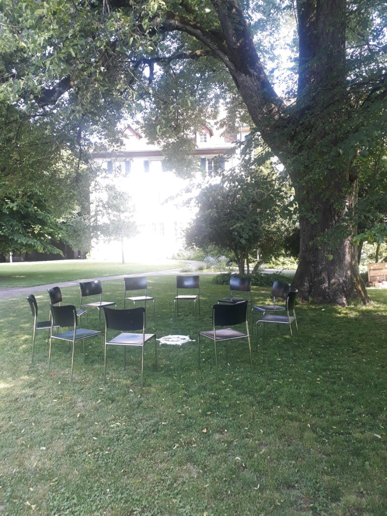 Erzählcafé unter der Linde