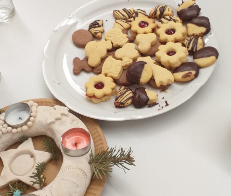 Nino Züllig hat am Erzählcafé das Guetzlibacken zum Thema gemacht.